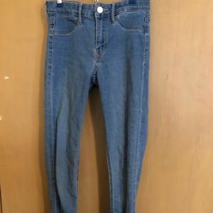 Blue H&M skinny ankle jeans